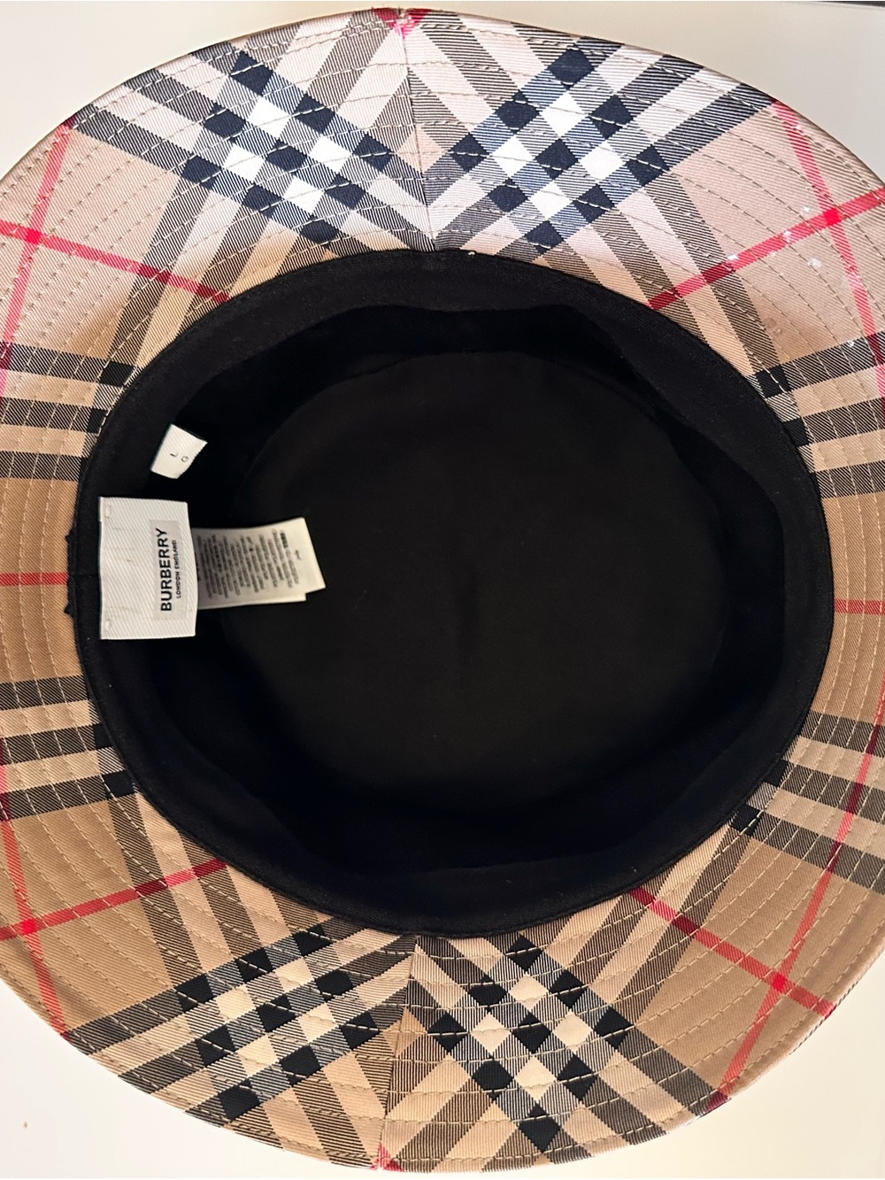 Burberry Bucket Hat in Beige - Picture 3 of 4